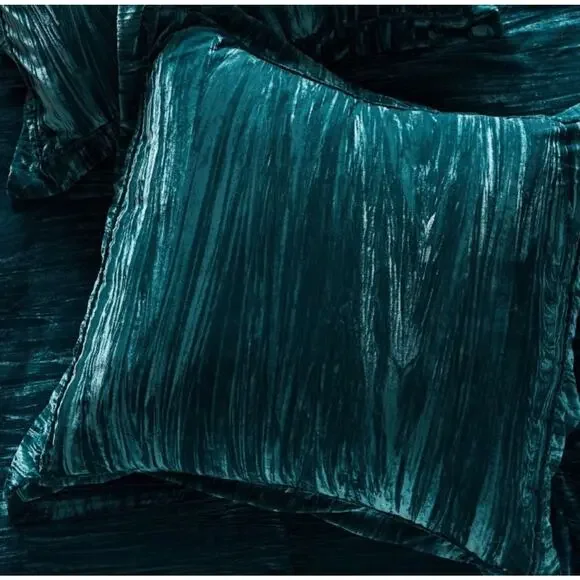 Set of Two (2) Luxurious Plush Crushed Velvet King Shams - Picture 1 of 6